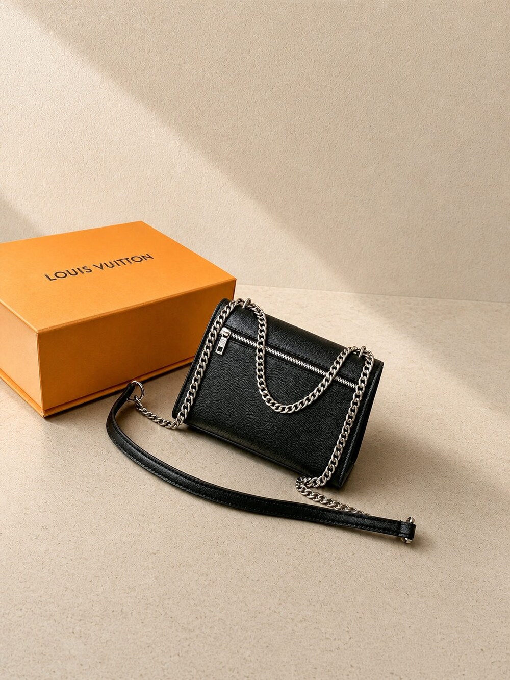 Louis Vuitton Mylockme Grained Leather Chain Shoulder Bag with Silver Hardware - Picture 3 of 6
